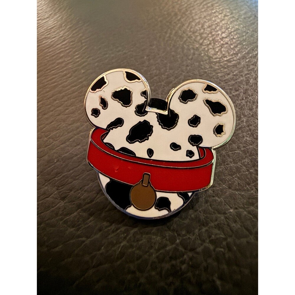 Disney pin 101 Dalmatians Mickey Mouse Icon dog collar head ears spots